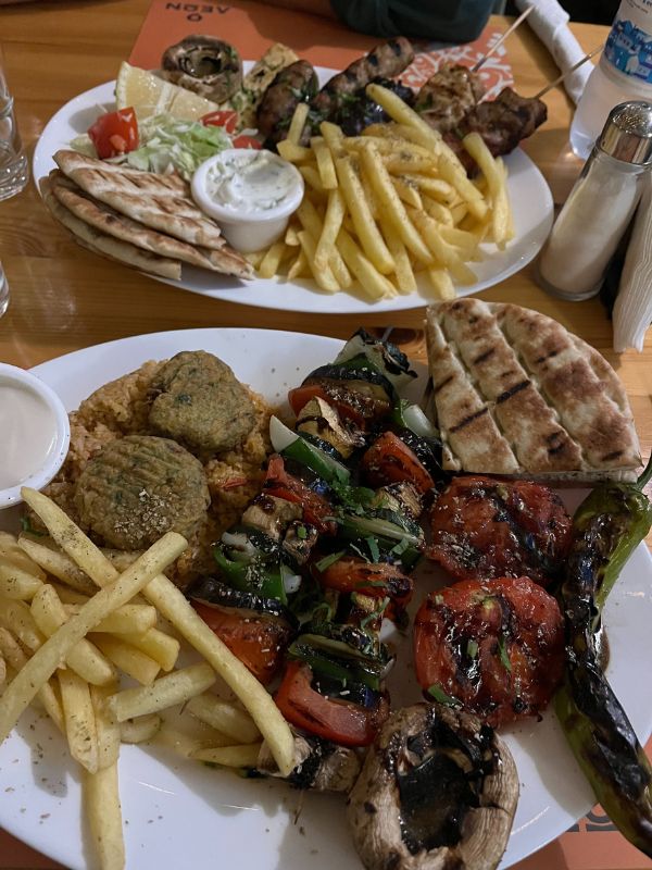 8 Great Greek food!