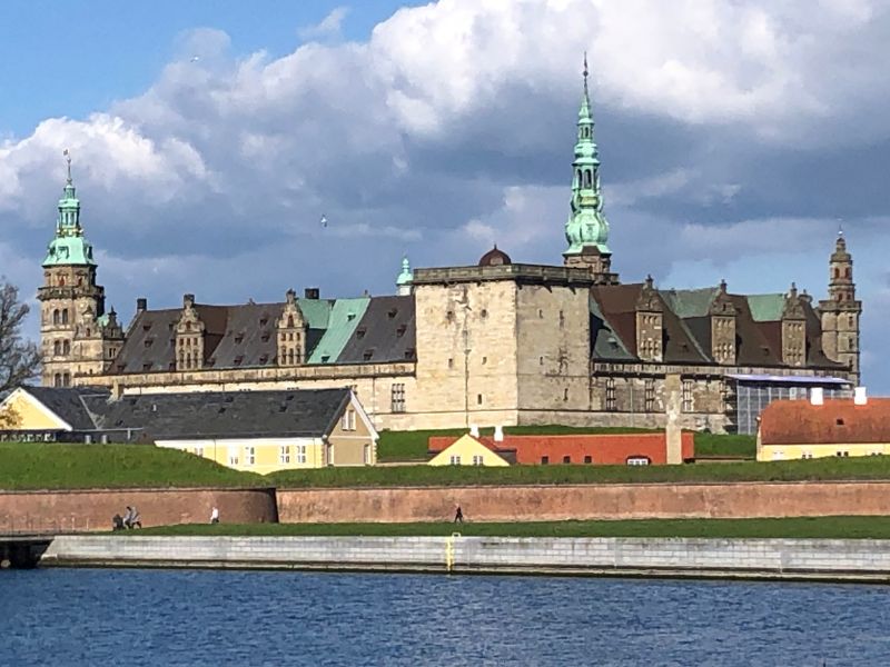 4 Hamlet's castle