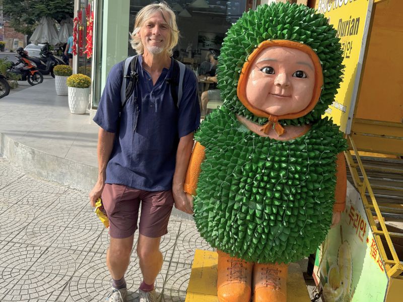 Befriending the "lonely sadness" durian fruit