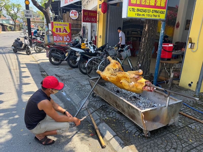 broken rice pig
