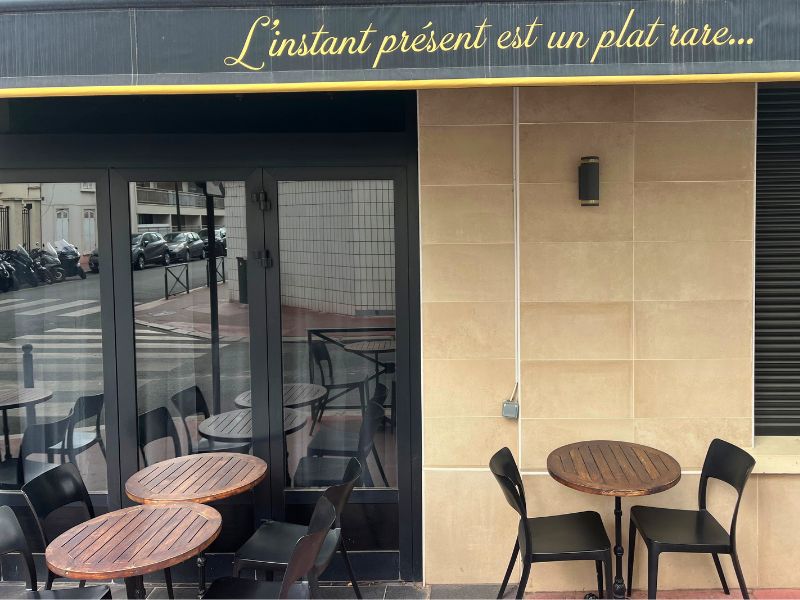 "This present moment is a rare (precious) dish"